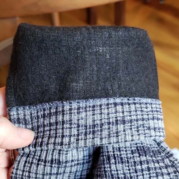 Motherhood Maternity Fleece Lined Leggings - One Size - Picture 6 of 6